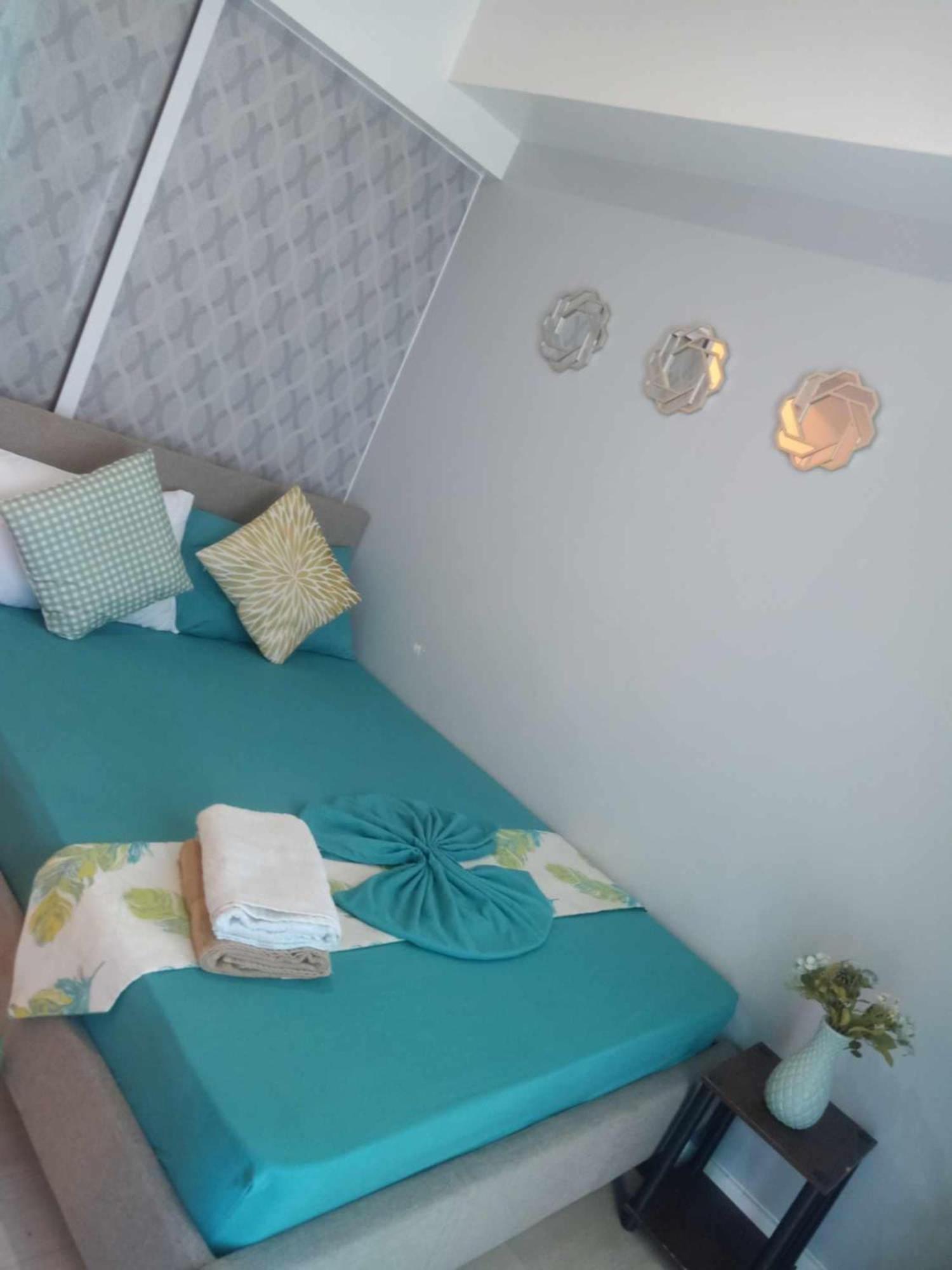 Azure Urban Resort Staycation Manila Room photo