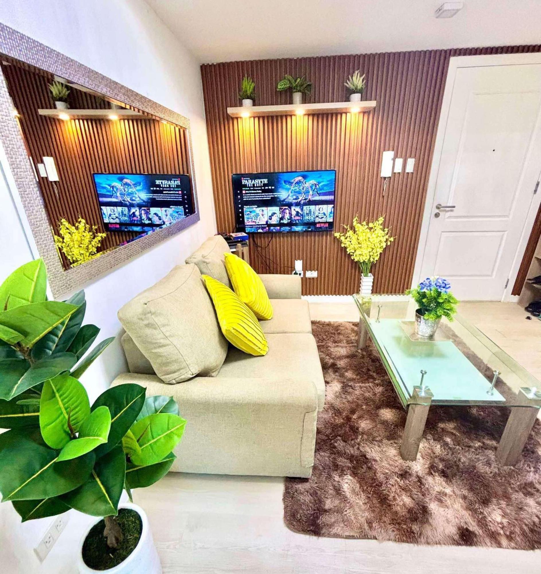 Azure Urban Resort Staycation Manila Room photo